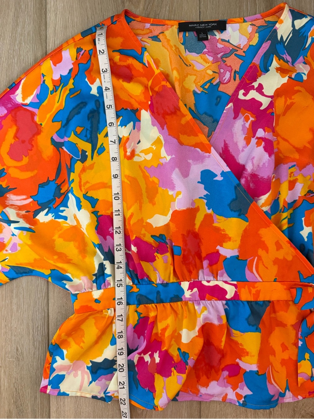 MARC NEW YORK By Andrew Marc Satin Floral Wrap Blouse EUC - Picture 3 of 7